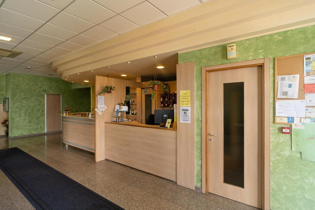 Hotel La Fonte A 300M Uscita A14 Pescara Nord Città Sant'Angelo Buitenkant foto
